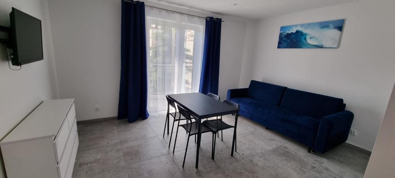 Apart Baltyk Pokoje & Apartamenty Leba Exterior photo
